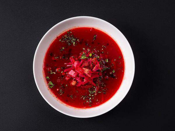 Bliss Bistro - Борщ на копченой cвинoй рульке