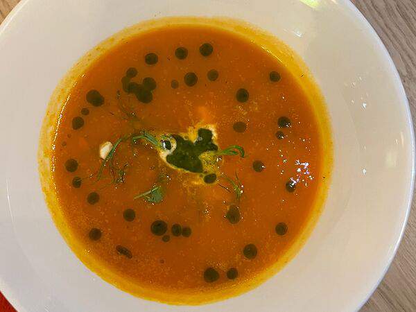 Pulcinella - Крем -суп с тыквой и страчателлой