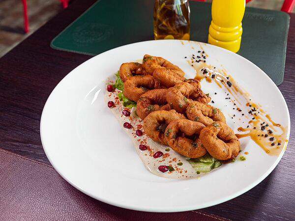 Hosper Hops Pub - Кальмар в темпуре с кремом из тунца