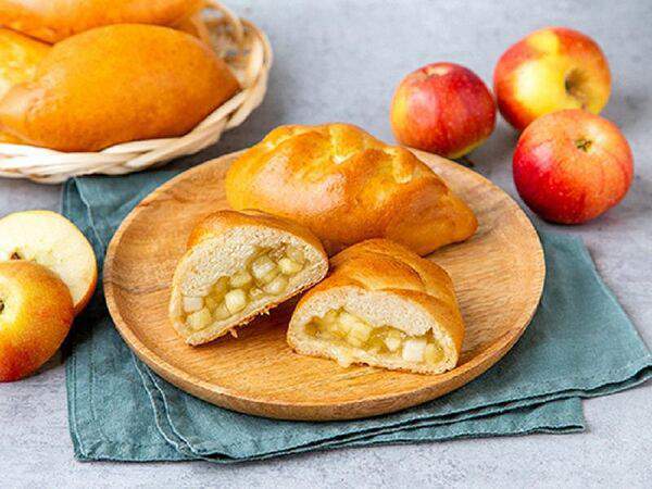 Пекарня Сдобное место Рахманинова 34 - Пирожок с яблоком