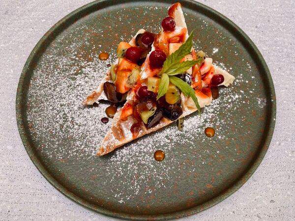 Кафе Театральное - Венские вафли с фруктами