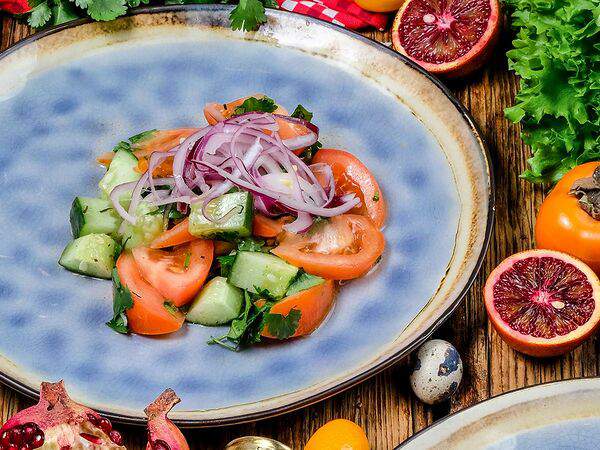 Хачапури тётушки Марико - Салат овощной с грузинским акцентом