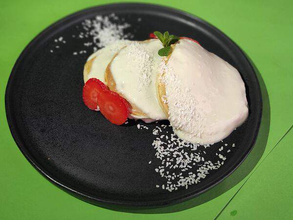 Take Eat Easy - Панкейки с ванильным соусом