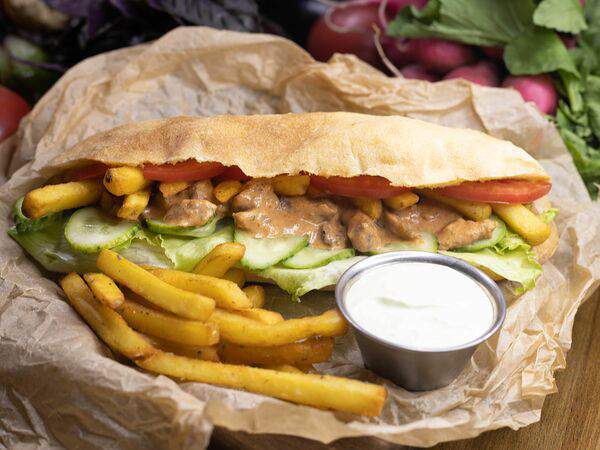 Кафе La Manana - Сувлаки с курицей