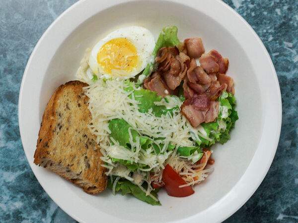 Бутик вкусной еды - Цезарь с беконом