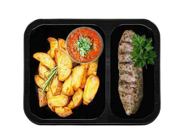 Тарелка - Люля-кебаб и картофель Айдахо с соусом аджика