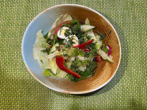 Кафе-кондитерская Прага - Салат садовый