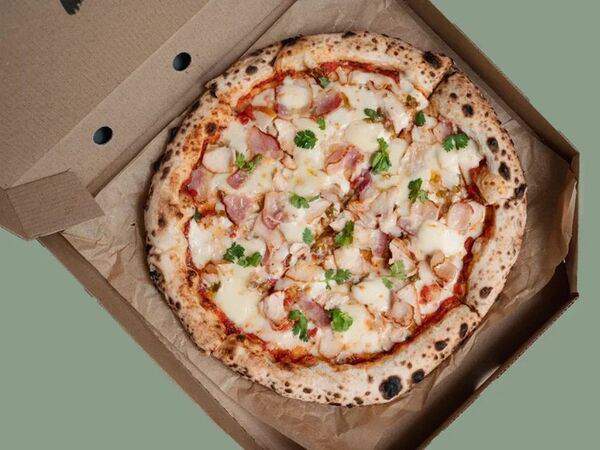 Pulcinella Pizzeria - Пицца Курица бекон