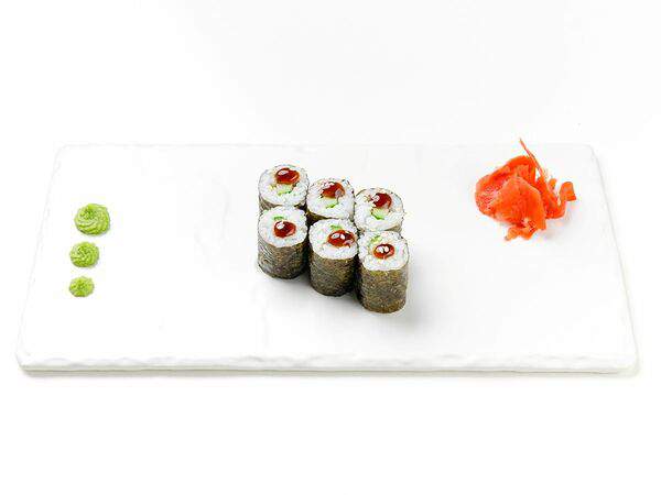 Kung Pho - Ролл с угрем и огурцом