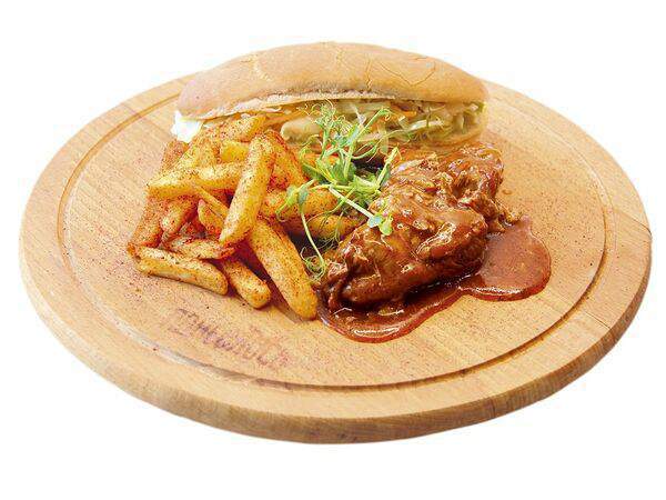 Гастрономический паб "Понеслось" - Лопатка свиная в томатном соусе