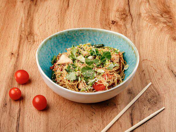 Уми - Яичная лапша в соусе Яки соба