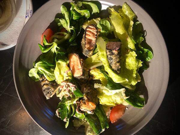 Pinky Bandinsky - Салат с лососем