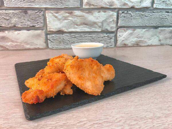 Bela Kava - Наггетсы с сырно-сливочным соусом