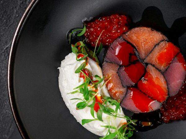 Duran Bar & Grill - Мозаика из лосося и тунца