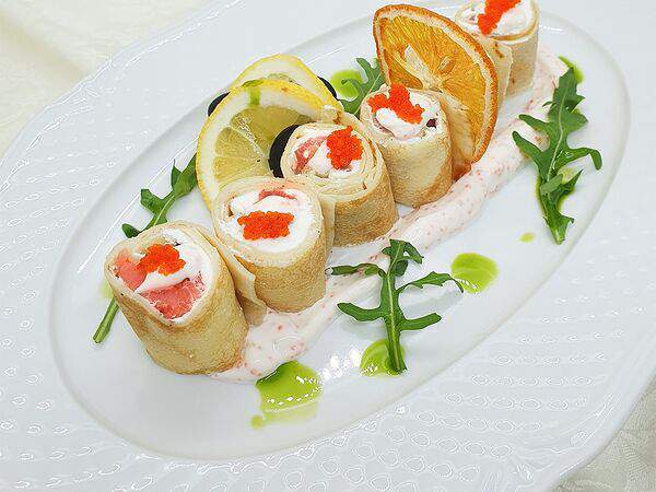 Васнецовъ - Блины по-царски с лососем малой соли