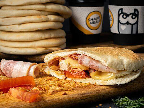 Shaurmeals - Пита с курицей