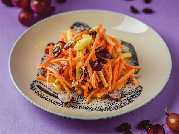 Двор Помидор - Салат Яблоко-морковь