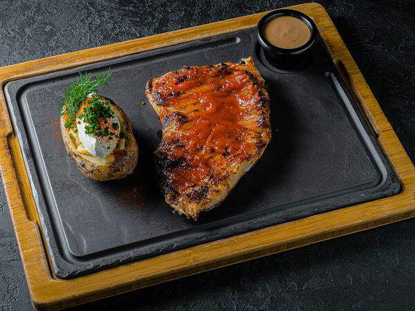 Fish Point - Ребра карпа на гриле с печеным картофелем