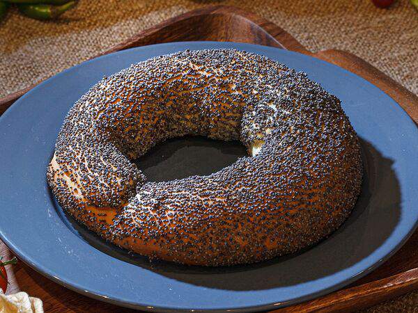 Кафе-пекарня Susser - Бублик с маком
