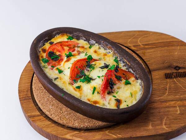 Руставели - Сыр сулугуни с помидорами