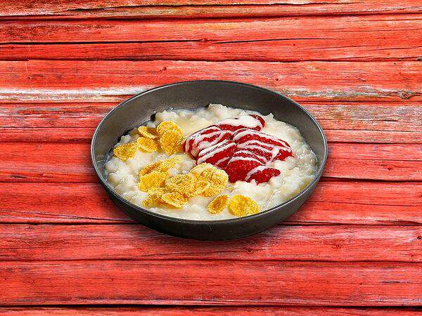 Русские блины - Каша рисовая с клубникой и сгущённым молоком