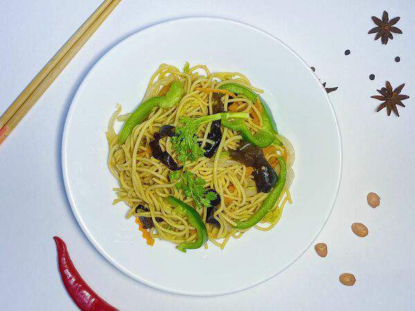 Pho Nem - Вок-лапша с овощами