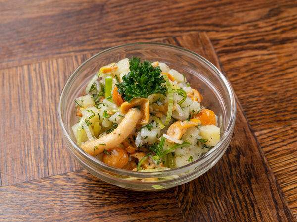 Щелкунчик - Салат картофельный с опятами