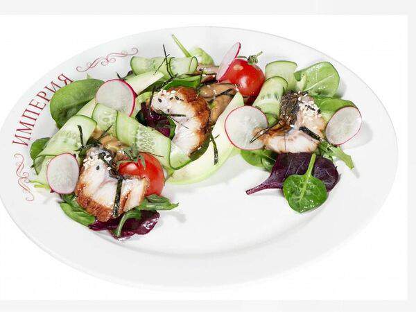 Империя - Салат с угрем