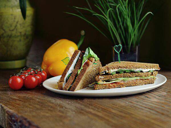 3 этаж - Сэндвич клубный по-деревенски