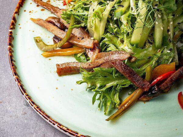 Фиши - Салат с говяжьим языком