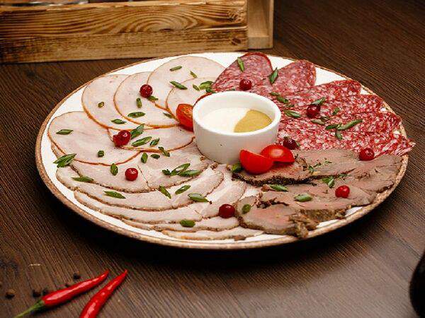 Вершина - Мясная тарелка