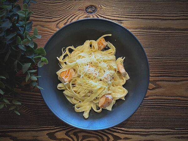 Шашлычный Двор - Паста с семгой