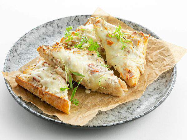 Please Cheese - Чиабатта Карбонара