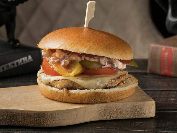 Tangiers lounge - Бургер с курицей