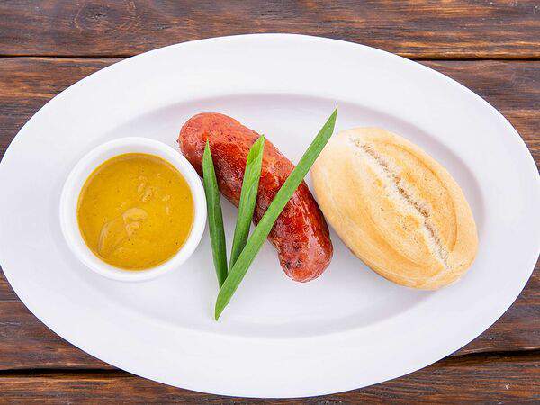 Бани Алексеева - Альпийская колбаска с пражской булочкой и горчицей