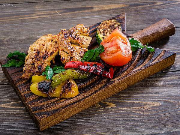 Чайхона №1 Братьев Васильчуков - Куриные бедрышки, запеченные на гриле