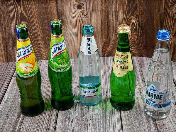 Уха & Хинкали - Вода Borjomi с газом