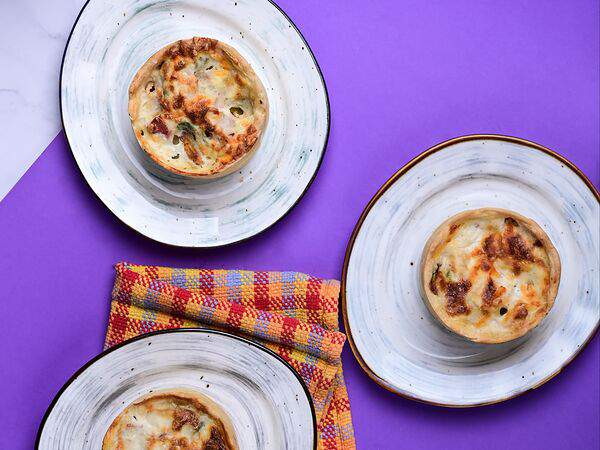 Лакма - Гратен с беконом и зеленым луком