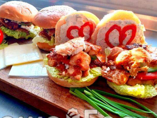 Наша еда - Чизбургер с двойным мясом