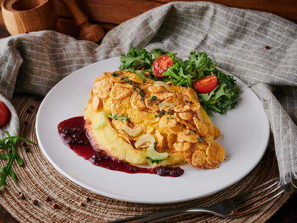 Пикник - Куриное филе в медовых хлопьях на картофельной подушке