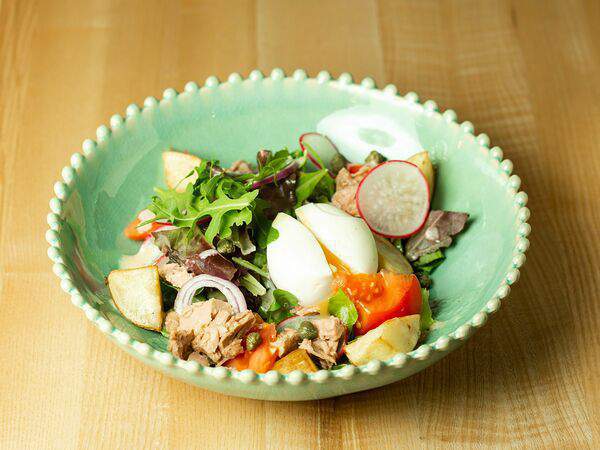 Caldo Pizza & Pasta - Тунец с картофелем и яйцом пашот