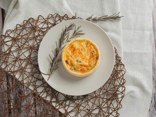 Добропек - Киш с грибами и курицей