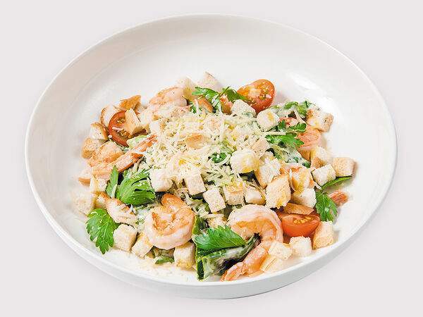 Самое популярное кафе - Салат Цезарь с тигровыми креветками