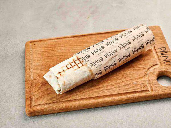 Pivino - Шаверма с томатным соусом и куриным бедром