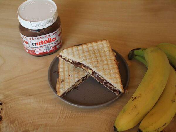 Cream Beans - Сэндвич с нутеллой и бананом