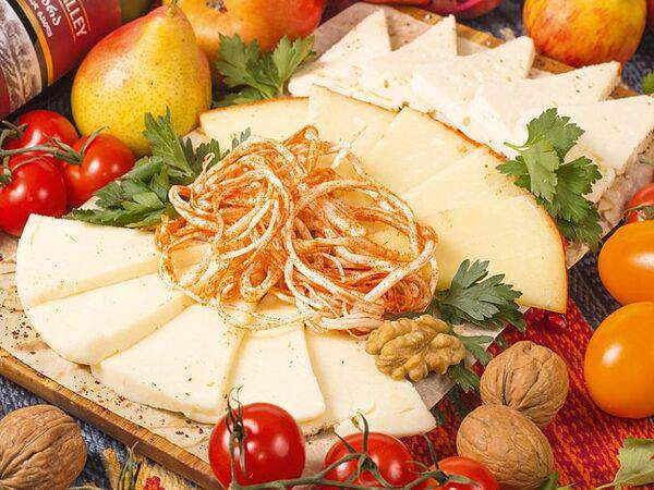 Мушмула - Сырная тарелка Квели