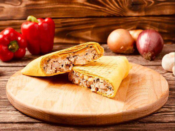 Та самая шаурма на Средном Григорян Артак - Жюльен сырный