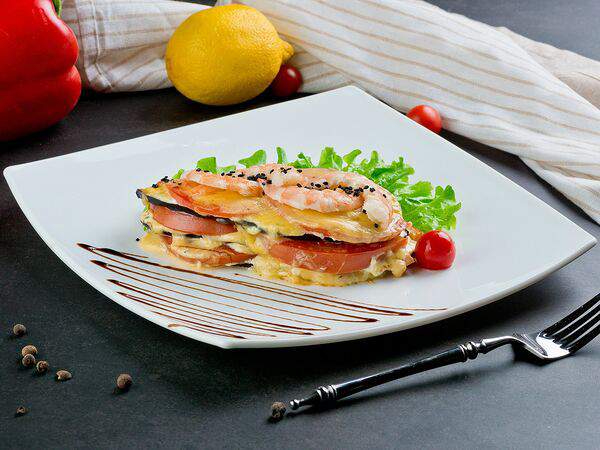 Саратовский - Лазанья из баклажан с тигровыми креветками