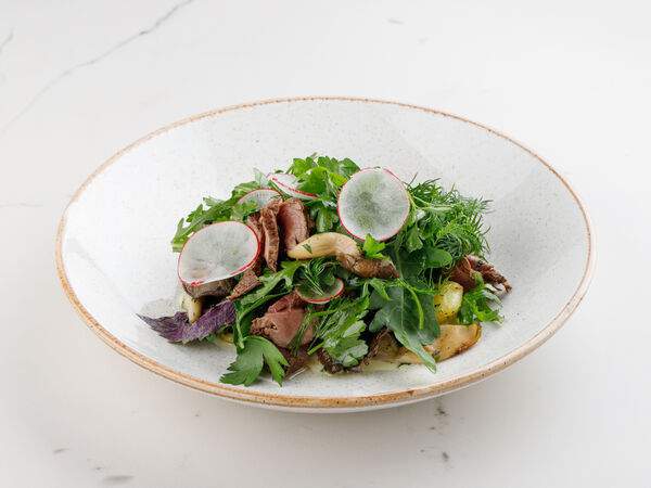 Гаврош - Салат с ростбифом