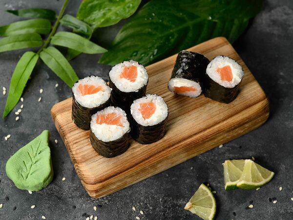 Pizza NB - Ролл с лососем и сыром